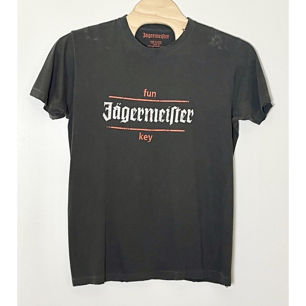 Jagermeister T-Shirt Men's XL Gray Distressed Fun Key Logo Beer Novelty